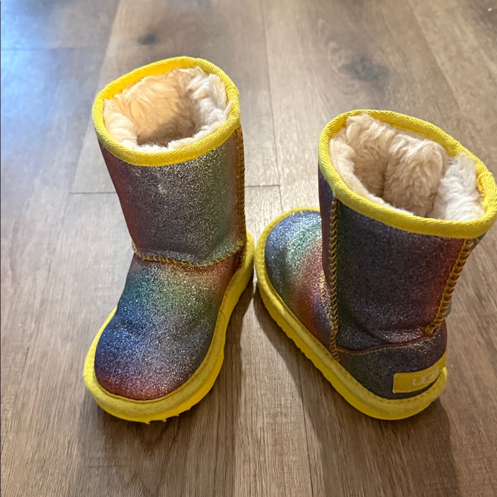 Classic II Ugg Boots Rainbow Glitter Toddler Girl